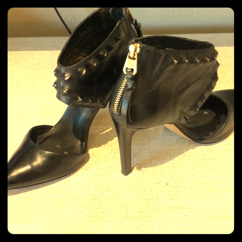 Ladies shoes
